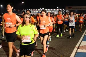 BIB: 219, 22580, 3104
                            <button type="button" onclick="openModal(14073083)" class="btn btn-primary btn-sm float-right btn-popup" data-toggle="modal" data-target=".modal-high-quality">
                        <i class="fas fa-shopping-cart"></i> Add to Cart
                    </button>
                                            <button type="button" onclick="isThisMe(14073083, true)" class="btn btn-success btn-sm float-right btn-popup btn-isme hidden" data-toggle="tooltip" data-placement="bottom" title="นี่คือรูปของคุณใช่ไหม คลิกที่นี่เพื่อเอาเข้าอัลบั้ม">
                        <i class="fas fa-plus"></i> Add to album
                    </button>
                    <button type="button" onclick="isThisMe(14073083, false)" class="btn btn-warning btn-sm float-right btn-popup btn-isnotme hidden">
                        <i class="fas fa-ban"></i> Remove from album
                    </button>