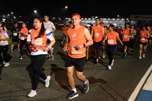 BIB: 21061, 9847
                            <button type="button" onclick="openModal(14077754)" class="btn btn-primary btn-sm float-right btn-popup" data-toggle="modal" data-target=".modal-high-quality">
                        <i class="fas fa-shopping-cart"></i> Add to Cart
                    </button>
                                            <button type="button" onclick="isThisMe(14077754, true)" class="btn btn-success btn-sm float-right btn-popup btn-isme hidden" data-toggle="tooltip" data-placement="bottom" title="นี่คือรูปของคุณใช่ไหม คลิกที่นี่เพื่อเอาเข้าอัลบั้ม">
                        <i class="fas fa-plus"></i> Add to album
                    </button>
                    <button type="button" onclick="isThisMe(14077754, false)" class="btn btn-warning btn-sm float-right btn-popup btn-isnotme hidden">
                        <i class="fas fa-ban"></i> Remove from album
                    </button>