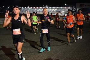 BIB: 2218, 21252, 
                            <button type="button" onclick="openModal(14064697)" class="btn btn-primary btn-sm float-right btn-popup" data-toggle="modal" data-target=".modal-high-quality">
                        <i class="fas fa-shopping-cart"></i> Add to Cart
                    </button>
                                            <button type="button" onclick="isThisMe(14064697, true)" class="btn btn-success btn-sm float-right btn-popup btn-isme hidden" data-toggle="tooltip" data-placement="bottom" title="นี่คือรูปของคุณใช่ไหม คลิกที่นี่เพื่อเอาเข้าอัลบั้ม">
                        <i class="fas fa-plus"></i> Add to album
                    </button>
                    <button type="button" onclick="isThisMe(14064697, false)" class="btn btn-warning btn-sm float-right btn-popup btn-isnotme hidden">
                        <i class="fas fa-ban"></i> Remove from album
                    </button>