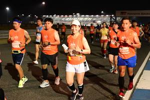 BIB: 22560, 25806
                            <button type="button" onclick="openModal(14072802)" class="btn btn-primary btn-sm float-right btn-popup" data-toggle="modal" data-target=".modal-high-quality">
                        <i class="fas fa-shopping-cart"></i> Add to Cart
                    </button>
                                            <button type="button" onclick="isThisMe(14072802, true)" class="btn btn-success btn-sm float-right btn-popup btn-isme hidden" data-toggle="tooltip" data-placement="bottom" title="นี่คือรูปของคุณใช่ไหม คลิกที่นี่เพื่อเอาเข้าอัลบั้ม">
                        <i class="fas fa-plus"></i> Add to album
                    </button>
                    <button type="button" onclick="isThisMe(14072802, false)" class="btn btn-warning btn-sm float-right btn-popup btn-isnotme hidden">
                        <i class="fas fa-ban"></i> Remove from album
                    </button>