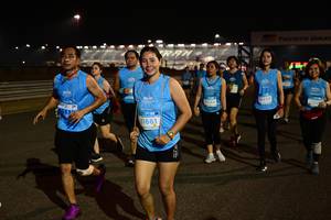 BIB: 04250, 11661
                            <button type="button" onclick="openModal(14100768)" class="btn btn-primary btn-sm float-right btn-popup" data-toggle="modal" data-target=".modal-high-quality">
                        <i class="fas fa-shopping-cart"></i> Add to Cart
                    </button>
                                            <button type="button" onclick="isThisMe(14100768, true)" class="btn btn-success btn-sm float-right btn-popup btn-isme hidden" data-toggle="tooltip" data-placement="bottom" title="นี่คือรูปของคุณใช่ไหม คลิกที่นี่เพื่อเอาเข้าอัลบั้ม">
                        <i class="fas fa-plus"></i> Add to album
                    </button>
                    <button type="button" onclick="isThisMe(14100768, false)" class="btn btn-warning btn-sm float-right btn-popup btn-isnotme hidden">
                        <i class="fas fa-ban"></i> Remove from album
                    </button>