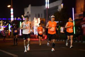 BIB: 20231, 26025, 409
                            <button type="button" onclick="openModal(13998277)" class="btn btn-primary btn-sm float-right btn-popup" data-toggle="modal" data-target=".modal-high-quality">
                        <i class="fas fa-shopping-cart"></i> Add to Cart
                    </button>
                                            <button type="button" onclick="isThisMe(13998277, true)" class="btn btn-success btn-sm float-right btn-popup btn-isme hidden" data-toggle="tooltip" data-placement="bottom" title="นี่คือรูปของคุณใช่ไหม คลิกที่นี่เพื่อเอาเข้าอัลบั้ม">
                        <i class="fas fa-plus"></i> Add to album
                    </button>
                    <button type="button" onclick="isThisMe(13998277, false)" class="btn btn-warning btn-sm float-right btn-popup btn-isnotme hidden">
                        <i class="fas fa-ban"></i> Remove from album
                    </button>