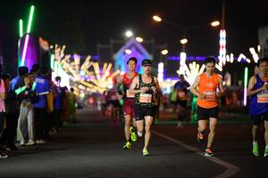 BIB: 6940, 26275, 2569, 
                            <button type="button" onclick="openModal(13983077)" class="btn btn-primary btn-sm float-right btn-popup" data-toggle="modal" data-target=".modal-high-quality">
                        <i class="fas fa-shopping-cart"></i> Add to Cart
                    </button>
                                            <button type="button" onclick="isThisMe(13983077, true)" class="btn btn-success btn-sm float-right btn-popup btn-isme hidden" data-toggle="tooltip" data-placement="bottom" title="นี่คือรูปของคุณใช่ไหม คลิกที่นี่เพื่อเอาเข้าอัลบั้ม">
                        <i class="fas fa-plus"></i> Add to album
                    </button>
                    <button type="button" onclick="isThisMe(13983077, false)" class="btn btn-warning btn-sm float-right btn-popup btn-isnotme hidden">
                        <i class="fas fa-ban"></i> Remove from album
                    </button>
