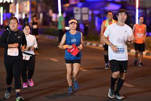 BIB: 630, 28235, 101
                            <button type="button" onclick="openModal(13878181)" class="btn btn-primary btn-sm float-right btn-popup" data-toggle="modal" data-target=".modal-high-quality">
                        <i class="fas fa-shopping-cart"></i> Add to Cart
                    </button>
                                            <button type="button" onclick="isThisMe(13878181, true)" class="btn btn-success btn-sm float-right btn-popup btn-isme hidden" data-toggle="tooltip" data-placement="bottom" title="นี่คือรูปของคุณใช่ไหม คลิกที่นี่เพื่อเอาเข้าอัลบั้ม">
                        <i class="fas fa-plus"></i> Add to album
                    </button>
                    <button type="button" onclick="isThisMe(13878181, false)" class="btn btn-warning btn-sm float-right btn-popup btn-isnotme hidden">
                        <i class="fas fa-ban"></i> Remove from album
                    </button>