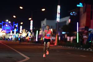 BIB: 7641
                            <button type="button" onclick="openModal(13829535)" class="btn btn-primary btn-sm float-right btn-popup" data-toggle="modal" data-target=".modal-high-quality">
                        <i class="fas fa-shopping-cart"></i> Add to Cart
                    </button>
                                            <button type="button" onclick="isThisMe(13829535, true)" class="btn btn-success btn-sm float-right btn-popup btn-isme hidden" data-toggle="tooltip" data-placement="bottom" title="นี่คือรูปของคุณใช่ไหม คลิกที่นี่เพื่อเอาเข้าอัลบั้ม">
                        <i class="fas fa-plus"></i> Add to album
                    </button>
                    <button type="button" onclick="isThisMe(13829535, false)" class="btn btn-warning btn-sm float-right btn-popup btn-isnotme hidden">
                        <i class="fas fa-ban"></i> Remove from album
                    </button>