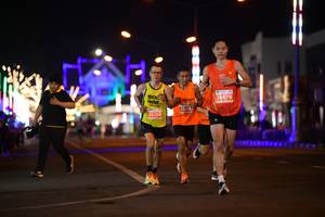 BIB: 2576, 2504, 25296, 3881
                            <button type="button" onclick="openModal(13957676)" class="btn btn-primary btn-sm float-right btn-popup" data-toggle="modal" data-target=".modal-high-quality">
                        <i class="fas fa-shopping-cart"></i> Add to Cart
                    </button>
                                            <button type="button" onclick="isThisMe(13957676, true)" class="btn btn-success btn-sm float-right btn-popup btn-isme hidden" data-toggle="tooltip" data-placement="bottom" title="นี่คือรูปของคุณใช่ไหม คลิกที่นี่เพื่อเอาเข้าอัลบั้ม">
                        <i class="fas fa-plus"></i> Add to album
                    </button>
                    <button type="button" onclick="isThisMe(13957676, false)" class="btn btn-warning btn-sm float-right btn-popup btn-isnotme hidden">
                        <i class="fas fa-ban"></i> Remove from album
                    </button>