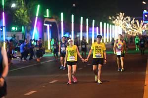 BIB: 46313, 48052
                            <button type="button" onclick="openModal(13906075)" class="btn btn-primary btn-sm float-right btn-popup" data-toggle="modal" data-target=".modal-high-quality">
                        <i class="fas fa-shopping-cart"></i> Add to Cart
                    </button>
                                            <button type="button" onclick="isThisMe(13906075, true)" class="btn btn-success btn-sm float-right btn-popup btn-isme hidden" data-toggle="tooltip" data-placement="bottom" title="นี่คือรูปของคุณใช่ไหม คลิกที่นี่เพื่อเอาเข้าอัลบั้ม">
                        <i class="fas fa-plus"></i> Add to album
                    </button>
                    <button type="button" onclick="isThisMe(13906075, false)" class="btn btn-warning btn-sm float-right btn-popup btn-isnotme hidden">
                        <i class="fas fa-ban"></i> Remove from album
                    </button>
