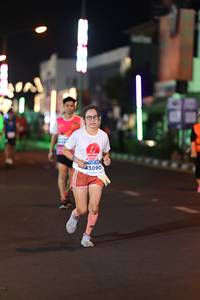 BIB: 43090
                            <button type="button" onclick="openModal(13872850)" class="btn btn-primary btn-sm float-right btn-popup" data-toggle="modal" data-target=".modal-high-quality">
                        <i class="fas fa-shopping-cart"></i> Add to Cart
                    </button>
                                            <button type="button" onclick="isThisMe(13872850, true)" class="btn btn-success btn-sm float-right btn-popup btn-isme hidden" data-toggle="tooltip" data-placement="bottom" title="นี่คือรูปของคุณใช่ไหม คลิกที่นี่เพื่อเอาเข้าอัลบั้ม">
                        <i class="fas fa-plus"></i> Add to album
                    </button>
                    <button type="button" onclick="isThisMe(13872850, false)" class="btn btn-warning btn-sm float-right btn-popup btn-isnotme hidden">
                        <i class="fas fa-ban"></i> Remove from album
                    </button>