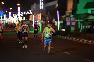 BIB: 0295
                            <button type="button" onclick="openModal(14320183)" class="btn btn-primary btn-sm float-right btn-popup" data-toggle="modal" data-target=".modal-high-quality">
                        <i class="fas fa-shopping-cart"></i> Add to Cart
                    </button>
                                            <button type="button" onclick="isThisMe(14320183, true)" class="btn btn-success btn-sm float-right btn-popup btn-isme hidden" data-toggle="tooltip" data-placement="bottom" title="นี่คือรูปของคุณใช่ไหม คลิกที่นี่เพื่อเอาเข้าอัลบั้ม">
                        <i class="fas fa-plus"></i> Add to album
                    </button>
                    <button type="button" onclick="isThisMe(14320183, false)" class="btn btn-warning btn-sm float-right btn-popup btn-isnotme hidden">
                        <i class="fas fa-ban"></i> Remove from album
                    </button>
