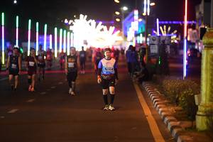 BIB: 42131
                            <button type="button" onclick="openModal(14272512)" class="btn btn-primary btn-sm float-right btn-popup" data-toggle="modal" data-target=".modal-high-quality">
                        <i class="fas fa-shopping-cart"></i> Add to Cart
                    </button>
                                            <button type="button" onclick="isThisMe(14272512, true)" class="btn btn-success btn-sm float-right btn-popup btn-isme hidden" data-toggle="tooltip" data-placement="bottom" title="นี่คือรูปของคุณใช่ไหม คลิกที่นี่เพื่อเอาเข้าอัลบั้ม">
                        <i class="fas fa-plus"></i> Add to album
                    </button>
                    <button type="button" onclick="isThisMe(14272512, false)" class="btn btn-warning btn-sm float-right btn-popup btn-isnotme hidden">
                        <i class="fas fa-ban"></i> Remove from album
                    </button>
