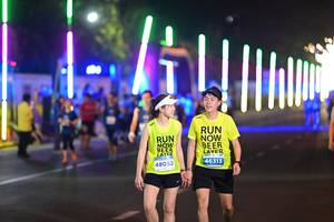 BIB: 48052, 46313
                            <button type="button" onclick="openModal(13906287)" class="btn btn-primary btn-sm float-right btn-popup" data-toggle="modal" data-target=".modal-high-quality">
                        <i class="fas fa-shopping-cart"></i> Add to Cart
                    </button>
                                            <button type="button" onclick="isThisMe(13906287, true)" class="btn btn-success btn-sm float-right btn-popup btn-isme hidden" data-toggle="tooltip" data-placement="bottom" title="นี่คือรูปของคุณใช่ไหม คลิกที่นี่เพื่อเอาเข้าอัลบั้ม">
                        <i class="fas fa-plus"></i> Add to album
                    </button>
                    <button type="button" onclick="isThisMe(13906287, false)" class="btn btn-warning btn-sm float-right btn-popup btn-isnotme hidden">
                        <i class="fas fa-ban"></i> Remove from album
                    </button>