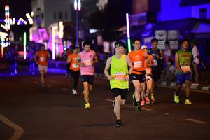 BIB: 21591
                            <button type="button" onclick="openModal(14032296)" class="btn btn-primary btn-sm float-right btn-popup" data-toggle="modal" data-target=".modal-high-quality">
                        <i class="fas fa-shopping-cart"></i> Add to Cart
                    </button>
                                            <button type="button" onclick="isThisMe(14032296, true)" class="btn btn-success btn-sm float-right btn-popup btn-isme hidden" data-toggle="tooltip" data-placement="bottom" title="นี่คือรูปของคุณใช่ไหม คลิกที่นี่เพื่อเอาเข้าอัลบั้ม">
                        <i class="fas fa-plus"></i> Add to album
                    </button>
                    <button type="button" onclick="isThisMe(14032296, false)" class="btn btn-warning btn-sm float-right btn-popup btn-isnotme hidden">
                        <i class="fas fa-ban"></i> Remove from album
                    </button>