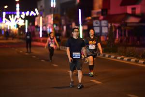 BIB: 42774, 42605
                            <button type="button" onclick="openModal(14337849)" class="btn btn-primary btn-sm float-right btn-popup" data-toggle="modal" data-target=".modal-high-quality">
                        <i class="fas fa-shopping-cart"></i> Add to Cart
                    </button>
                                            <button type="button" onclick="isThisMe(14337849, true)" class="btn btn-success btn-sm float-right btn-popup btn-isme hidden" data-toggle="tooltip" data-placement="bottom" title="นี่คือรูปของคุณใช่ไหม คลิกที่นี่เพื่อเอาเข้าอัลบั้ม">
                        <i class="fas fa-plus"></i> Add to album
                    </button>
                    <button type="button" onclick="isThisMe(14337849, false)" class="btn btn-warning btn-sm float-right btn-popup btn-isnotme hidden">
                        <i class="fas fa-ban"></i> Remove from album
                    </button>