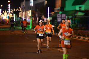 BIB: 40774, 42891, 43248
                            <button type="button" onclick="openModal(14328160)" class="btn btn-primary btn-sm float-right btn-popup" data-toggle="modal" data-target=".modal-high-quality">
                        <i class="fas fa-shopping-cart"></i> Add to Cart
                    </button>
                                            <button type="button" onclick="isThisMe(14328160, true)" class="btn btn-success btn-sm float-right btn-popup btn-isme hidden" data-toggle="tooltip" data-placement="bottom" title="นี่คือรูปของคุณใช่ไหม คลิกที่นี่เพื่อเอาเข้าอัลบั้ม">
                        <i class="fas fa-plus"></i> Add to album
                    </button>
                    <button type="button" onclick="isThisMe(14328160, false)" class="btn btn-warning btn-sm float-right btn-popup btn-isnotme hidden">
                        <i class="fas fa-ban"></i> Remove from album
                    </button>