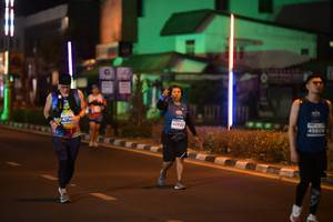 BIB: 4716, 42822, 4560
                            <button type="button" onclick="openModal(14331732)" class="btn btn-primary btn-sm float-right btn-popup" data-toggle="modal" data-target=".modal-high-quality">
                        <i class="fas fa-shopping-cart"></i> Add to Cart
                    </button>
                                            <button type="button" onclick="isThisMe(14331732, true)" class="btn btn-success btn-sm float-right btn-popup btn-isme hidden" data-toggle="tooltip" data-placement="bottom" title="นี่คือรูปของคุณใช่ไหม คลิกที่นี่เพื่อเอาเข้าอัลบั้ม">
                        <i class="fas fa-plus"></i> Add to album
                    </button>
                    <button type="button" onclick="isThisMe(14331732, false)" class="btn btn-warning btn-sm float-right btn-popup btn-isnotme hidden">
                        <i class="fas fa-ban"></i> Remove from album
                    </button>