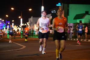 BIB: 4151, 1792
                            <button type="button" onclick="openModal(14025631)" class="btn btn-primary btn-sm float-right btn-popup" data-toggle="modal" data-target=".modal-high-quality">
                        <i class="fas fa-shopping-cart"></i> Add to Cart
                    </button>
                                            <button type="button" onclick="isThisMe(14025631, true)" class="btn btn-success btn-sm float-right btn-popup btn-isme hidden" data-toggle="tooltip" data-placement="bottom" title="นี่คือรูปของคุณใช่ไหม คลิกที่นี่เพื่อเอาเข้าอัลบั้ม">
                        <i class="fas fa-plus"></i> Add to album
                    </button>
                    <button type="button" onclick="isThisMe(14025631, false)" class="btn btn-warning btn-sm float-right btn-popup btn-isnotme hidden">
                        <i class="fas fa-ban"></i> Remove from album
                    </button>