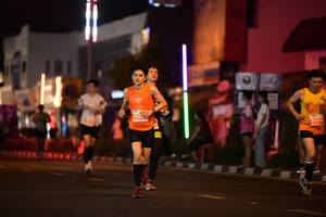 BIB: 214, 26922
                            <button type="button" onclick="openModal(13996896)" class="btn btn-primary btn-sm float-right btn-popup" data-toggle="modal" data-target=".modal-high-quality">
                        <i class="fas fa-shopping-cart"></i> Add to Cart
                    </button>
                                            <button type="button" onclick="isThisMe(13996896, true)" class="btn btn-success btn-sm float-right btn-popup btn-isme hidden" data-toggle="tooltip" data-placement="bottom" title="นี่คือรูปของคุณใช่ไหม คลิกที่นี่เพื่อเอาเข้าอัลบั้ม">
                        <i class="fas fa-plus"></i> Add to album
                    </button>
                    <button type="button" onclick="isThisMe(13996896, false)" class="btn btn-warning btn-sm float-right btn-popup btn-isnotme hidden">
                        <i class="fas fa-ban"></i> Remove from album
                    </button>