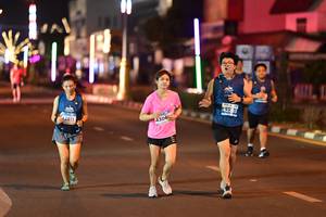 BIB: 42233, 42811, 14306
                            <button type="button" onclick="openModal(13903531)" class="btn btn-primary btn-sm float-right btn-popup" data-toggle="modal" data-target=".modal-high-quality">
                        <i class="fas fa-shopping-cart"></i> Add to Cart
                    </button>
                                            <button type="button" onclick="isThisMe(13903531, true)" class="btn btn-success btn-sm float-right btn-popup btn-isme hidden" data-toggle="tooltip" data-placement="bottom" title="นี่คือรูปของคุณใช่ไหม คลิกที่นี่เพื่อเอาเข้าอัลบั้ม">
                        <i class="fas fa-plus"></i> Add to album
                    </button>
                    <button type="button" onclick="isThisMe(13903531, false)" class="btn btn-warning btn-sm float-right btn-popup btn-isnotme hidden">
                        <i class="fas fa-ban"></i> Remove from album
                    </button>
