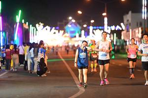 BIB: 95082, 0037
                            <button type="button" onclick="openModal(13886542)" class="btn btn-primary btn-sm float-right btn-popup" data-toggle="modal" data-target=".modal-high-quality">
                        <i class="fas fa-shopping-cart"></i> Add to Cart
                    </button>
                                            <button type="button" onclick="isThisMe(13886542, true)" class="btn btn-success btn-sm float-right btn-popup btn-isme hidden" data-toggle="tooltip" data-placement="bottom" title="นี่คือรูปของคุณใช่ไหม คลิกที่นี่เพื่อเอาเข้าอัลบั้ม">
                        <i class="fas fa-plus"></i> Add to album
                    </button>
                    <button type="button" onclick="isThisMe(13886542, false)" class="btn btn-warning btn-sm float-right btn-popup btn-isnotme hidden">
                        <i class="fas fa-ban"></i> Remove from album
                    </button>
