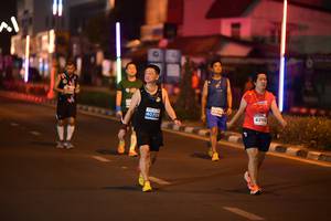 BIB: 40709, 429
                            <button type="button" onclick="openModal(14335590)" class="btn btn-primary btn-sm float-right btn-popup" data-toggle="modal" data-target=".modal-high-quality">
                        <i class="fas fa-shopping-cart"></i> Add to Cart
                    </button>
                                            <button type="button" onclick="isThisMe(14335590, true)" class="btn btn-success btn-sm float-right btn-popup btn-isme hidden" data-toggle="tooltip" data-placement="bottom" title="นี่คือรูปของคุณใช่ไหม คลิกที่นี่เพื่อเอาเข้าอัลบั้ม">
                        <i class="fas fa-plus"></i> Add to album
                    </button>
                    <button type="button" onclick="isThisMe(14335590, false)" class="btn btn-warning btn-sm float-right btn-popup btn-isnotme hidden">
                        <i class="fas fa-ban"></i> Remove from album
                    </button>