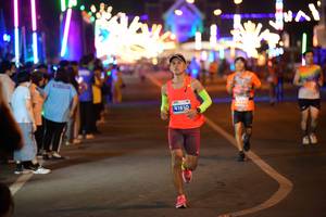 BIB: 41610
                            <button type="button" onclick="openModal(14000720)" class="btn btn-primary btn-sm float-right btn-popup" data-toggle="modal" data-target=".modal-high-quality">
                        <i class="fas fa-shopping-cart"></i> Add to Cart
                    </button>
                                            <button type="button" onclick="isThisMe(14000720, true)" class="btn btn-success btn-sm float-right btn-popup btn-isme hidden" data-toggle="tooltip" data-placement="bottom" title="นี่คือรูปของคุณใช่ไหม คลิกที่นี่เพื่อเอาเข้าอัลบั้ม">
                        <i class="fas fa-plus"></i> Add to album
                    </button>
                    <button type="button" onclick="isThisMe(14000720, false)" class="btn btn-warning btn-sm float-right btn-popup btn-isnotme hidden">
                        <i class="fas fa-ban"></i> Remove from album
                    </button>