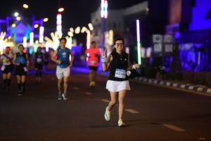BIB: 43304
                            <button type="button" onclick="openModal(14303578)" class="btn btn-primary btn-sm float-right btn-popup" data-toggle="modal" data-target=".modal-high-quality">
                        <i class="fas fa-shopping-cart"></i> Add to Cart
                    </button>
                                            <button type="button" onclick="isThisMe(14303578, true)" class="btn btn-success btn-sm float-right btn-popup btn-isme hidden" data-toggle="tooltip" data-placement="bottom" title="นี่คือรูปของคุณใช่ไหม คลิกที่นี่เพื่อเอาเข้าอัลบั้ม">
                        <i class="fas fa-plus"></i> Add to album
                    </button>
                    <button type="button" onclick="isThisMe(14303578, false)" class="btn btn-warning btn-sm float-right btn-popup btn-isnotme hidden">
                        <i class="fas fa-ban"></i> Remove from album
                    </button>