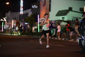 BIB: 264
                            <button type="button" onclick="openModal(13953629)" class="btn btn-primary btn-sm float-right btn-popup" data-toggle="modal" data-target=".modal-high-quality">
                        <i class="fas fa-shopping-cart"></i> Add to Cart
                    </button>
                                            <button type="button" onclick="isThisMe(13953629, true)" class="btn btn-success btn-sm float-right btn-popup btn-isme hidden" data-toggle="tooltip" data-placement="bottom" title="นี่คือรูปของคุณใช่ไหม คลิกที่นี่เพื่อเอาเข้าอัลบั้ม">
                        <i class="fas fa-plus"></i> Add to album
                    </button>
                    <button type="button" onclick="isThisMe(13953629, false)" class="btn btn-warning btn-sm float-right btn-popup btn-isnotme hidden">
                        <i class="fas fa-ban"></i> Remove from album
                    </button>