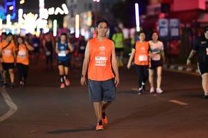 BIB: 26277
                            <button type="button" onclick="openModal(13882993)" class="btn btn-primary btn-sm float-right btn-popup" data-toggle="modal" data-target=".modal-high-quality">
                        <i class="fas fa-shopping-cart"></i> Add to Cart
                    </button>
                                            <button type="button" onclick="isThisMe(13882993, true)" class="btn btn-success btn-sm float-right btn-popup btn-isme hidden" data-toggle="tooltip" data-placement="bottom" title="นี่คือรูปของคุณใช่ไหม คลิกที่นี่เพื่อเอาเข้าอัลบั้ม">
                        <i class="fas fa-plus"></i> Add to album
                    </button>
                    <button type="button" onclick="isThisMe(13882993, false)" class="btn btn-warning btn-sm float-right btn-popup btn-isnotme hidden">
                        <i class="fas fa-ban"></i> Remove from album
                    </button>