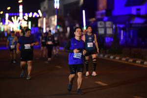 BIB: 26135, 10399
                            <button type="button" onclick="openModal(14340255)" class="btn btn-primary btn-sm float-right btn-popup" data-toggle="modal" data-target=".modal-high-quality">
                        <i class="fas fa-shopping-cart"></i> Add to Cart
                    </button>
                                            <button type="button" onclick="isThisMe(14340255, true)" class="btn btn-success btn-sm float-right btn-popup btn-isme hidden" data-toggle="tooltip" data-placement="bottom" title="นี่คือรูปของคุณใช่ไหม คลิกที่นี่เพื่อเอาเข้าอัลบั้ม">
                        <i class="fas fa-plus"></i> Add to album
                    </button>
                    <button type="button" onclick="isThisMe(14340255, false)" class="btn btn-warning btn-sm float-right btn-popup btn-isnotme hidden">
                        <i class="fas fa-ban"></i> Remove from album
                    </button>