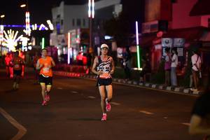 BIB: 522
                            <button type="button" onclick="openModal(14015922)" class="btn btn-primary btn-sm float-right btn-popup" data-toggle="modal" data-target=".modal-high-quality">
                        <i class="fas fa-shopping-cart"></i> Add to Cart
                    </button>
                                            <button type="button" onclick="isThisMe(14015922, true)" class="btn btn-success btn-sm float-right btn-popup btn-isme hidden" data-toggle="tooltip" data-placement="bottom" title="นี่คือรูปของคุณใช่ไหม คลิกที่นี่เพื่อเอาเข้าอัลบั้ม">
                        <i class="fas fa-plus"></i> Add to album
                    </button>
                    <button type="button" onclick="isThisMe(14015922, false)" class="btn btn-warning btn-sm float-right btn-popup btn-isnotme hidden">
                        <i class="fas fa-ban"></i> Remove from album
                    </button>