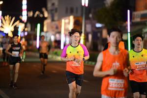 BIB: 2156, 21818, 25603
                            <button type="button" onclick="openModal(14039636)" class="btn btn-primary btn-sm float-right btn-popup" data-toggle="modal" data-target=".modal-high-quality">
                        <i class="fas fa-shopping-cart"></i> Add to Cart
                    </button>
                                            <button type="button" onclick="isThisMe(14039636, true)" class="btn btn-success btn-sm float-right btn-popup btn-isme hidden" data-toggle="tooltip" data-placement="bottom" title="นี่คือรูปของคุณใช่ไหม คลิกที่นี่เพื่อเอาเข้าอัลบั้ม">
                        <i class="fas fa-plus"></i> Add to album
                    </button>
                    <button type="button" onclick="isThisMe(14039636, false)" class="btn btn-warning btn-sm float-right btn-popup btn-isnotme hidden">
                        <i class="fas fa-ban"></i> Remove from album
                    </button>