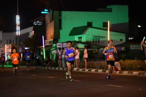 BIB: 269
                            <button type="button" onclick="openModal(13996266)" class="btn btn-primary btn-sm float-right btn-popup" data-toggle="modal" data-target=".modal-high-quality">
                        <i class="fas fa-shopping-cart"></i> Add to Cart
                    </button>
                                            <button type="button" onclick="isThisMe(13996266, true)" class="btn btn-success btn-sm float-right btn-popup btn-isme hidden" data-toggle="tooltip" data-placement="bottom" title="นี่คือรูปของคุณใช่ไหม คลิกที่นี่เพื่อเอาเข้าอัลบั้ม">
                        <i class="fas fa-plus"></i> Add to album
                    </button>
                    <button type="button" onclick="isThisMe(13996266, false)" class="btn btn-warning btn-sm float-right btn-popup btn-isnotme hidden">
                        <i class="fas fa-ban"></i> Remove from album
                    </button>