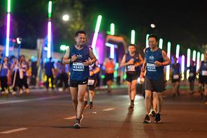 BIB: 41326, 45493
                            <button type="button" onclick="openModal(13892972)" class="btn btn-primary btn-sm float-right btn-popup" data-toggle="modal" data-target=".modal-high-quality">
                        <i class="fas fa-shopping-cart"></i> Add to Cart
                    </button>
                                            <button type="button" onclick="isThisMe(13892972, true)" class="btn btn-success btn-sm float-right btn-popup btn-isme hidden" data-toggle="tooltip" data-placement="bottom" title="นี่คือรูปของคุณใช่ไหม คลิกที่นี่เพื่อเอาเข้าอัลบั้ม">
                        <i class="fas fa-plus"></i> Add to album
                    </button>
                    <button type="button" onclick="isThisMe(13892972, false)" class="btn btn-warning btn-sm float-right btn-popup btn-isnotme hidden">
                        <i class="fas fa-ban"></i> Remove from album
                    </button>