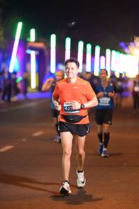 BIB: 421
                            <button type="button" onclick="openModal(13910231)" class="btn btn-primary btn-sm float-right btn-popup" data-toggle="modal" data-target=".modal-high-quality">
                        <i class="fas fa-shopping-cart"></i> Add to Cart
                    </button>
                                            <button type="button" onclick="isThisMe(13910231, true)" class="btn btn-success btn-sm float-right btn-popup btn-isme hidden" data-toggle="tooltip" data-placement="bottom" title="นี่คือรูปของคุณใช่ไหม คลิกที่นี่เพื่อเอาเข้าอัลบั้ม">
                        <i class="fas fa-plus"></i> Add to album
                    </button>
                    <button type="button" onclick="isThisMe(13910231, false)" class="btn btn-warning btn-sm float-right btn-popup btn-isnotme hidden">
                        <i class="fas fa-ban"></i> Remove from album
                    </button>