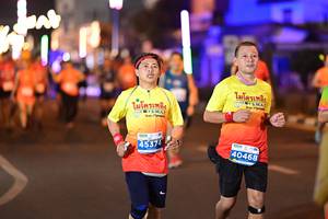 BIB: 45374, 40468
                            <button type="button" onclick="openModal(13883774)" class="btn btn-primary btn-sm float-right btn-popup" data-toggle="modal" data-target=".modal-high-quality">
                        <i class="fas fa-shopping-cart"></i> Add to Cart
                    </button>
                                            <button type="button" onclick="isThisMe(13883774, true)" class="btn btn-success btn-sm float-right btn-popup btn-isme hidden" data-toggle="tooltip" data-placement="bottom" title="นี่คือรูปของคุณใช่ไหม คลิกที่นี่เพื่อเอาเข้าอัลบั้ม">
                        <i class="fas fa-plus"></i> Add to album
                    </button>
                    <button type="button" onclick="isThisMe(13883774, false)" class="btn btn-warning btn-sm float-right btn-popup btn-isnotme hidden">
                        <i class="fas fa-ban"></i> Remove from album
                    </button>