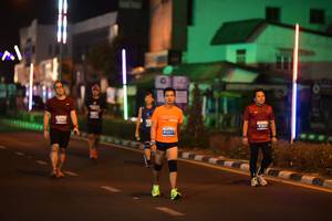 BIB: 41855, 40077
                            <button type="button" onclick="openModal(14328578)" class="btn btn-primary btn-sm float-right btn-popup" data-toggle="modal" data-target=".modal-high-quality">
                        <i class="fas fa-shopping-cart"></i> Add to Cart
                    </button>
                                            <button type="button" onclick="isThisMe(14328578, true)" class="btn btn-success btn-sm float-right btn-popup btn-isme hidden" data-toggle="tooltip" data-placement="bottom" title="นี่คือรูปของคุณใช่ไหม คลิกที่นี่เพื่อเอาเข้าอัลบั้ม">
                        <i class="fas fa-plus"></i> Add to album
                    </button>
                    <button type="button" onclick="isThisMe(14328578, false)" class="btn btn-warning btn-sm float-right btn-popup btn-isnotme hidden">
                        <i class="fas fa-ban"></i> Remove from album
                    </button>