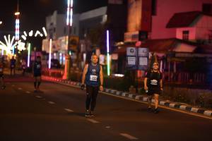 BIB: 41741, 404
                            <button type="button" onclick="openModal(14338109)" class="btn btn-primary btn-sm float-right btn-popup" data-toggle="modal" data-target=".modal-high-quality">
                        <i class="fas fa-shopping-cart"></i> Add to Cart
                    </button>
                                            <button type="button" onclick="isThisMe(14338109, true)" class="btn btn-success btn-sm float-right btn-popup btn-isme hidden" data-toggle="tooltip" data-placement="bottom" title="นี่คือรูปของคุณใช่ไหม คลิกที่นี่เพื่อเอาเข้าอัลบั้ม">
                        <i class="fas fa-plus"></i> Add to album
                    </button>
                    <button type="button" onclick="isThisMe(14338109, false)" class="btn btn-warning btn-sm float-right btn-popup btn-isnotme hidden">
                        <i class="fas fa-ban"></i> Remove from album
                    </button>