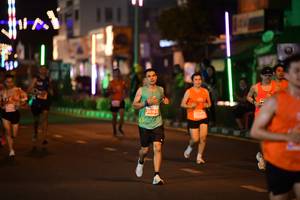 BIB: 20163
                            <button type="button" onclick="openModal(13994638)" class="btn btn-primary btn-sm float-right btn-popup" data-toggle="modal" data-target=".modal-high-quality">
                        <i class="fas fa-shopping-cart"></i> Add to Cart
                    </button>
                                            <button type="button" onclick="isThisMe(13994638, true)" class="btn btn-success btn-sm float-right btn-popup btn-isme hidden" data-toggle="tooltip" data-placement="bottom" title="นี่คือรูปของคุณใช่ไหม คลิกที่นี่เพื่อเอาเข้าอัลบั้ม">
                        <i class="fas fa-plus"></i> Add to album
                    </button>
                    <button type="button" onclick="isThisMe(13994638, false)" class="btn btn-warning btn-sm float-right btn-popup btn-isnotme hidden">
                        <i class="fas fa-ban"></i> Remove from album
                    </button>