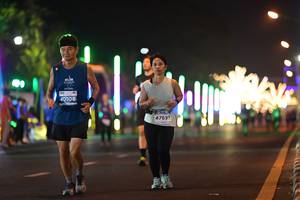 BIB: 40108, 47693
                            <button type="button" onclick="openModal(13899900)" class="btn btn-primary btn-sm float-right btn-popup" data-toggle="modal" data-target=".modal-high-quality">
                        <i class="fas fa-shopping-cart"></i> Add to Cart
                    </button>
                                            <button type="button" onclick="isThisMe(13899900, true)" class="btn btn-success btn-sm float-right btn-popup btn-isme hidden" data-toggle="tooltip" data-placement="bottom" title="นี่คือรูปของคุณใช่ไหม คลิกที่นี่เพื่อเอาเข้าอัลบั้ม">
                        <i class="fas fa-plus"></i> Add to album
                    </button>
                    <button type="button" onclick="isThisMe(13899900, false)" class="btn btn-warning btn-sm float-right btn-popup btn-isnotme hidden">
                        <i class="fas fa-ban"></i> Remove from album
                    </button>