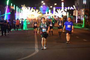 BIB: 0984
                            <button type="button" onclick="openModal(14298421)" class="btn btn-primary btn-sm float-right btn-popup" data-toggle="modal" data-target=".modal-high-quality">
                        <i class="fas fa-shopping-cart"></i> Add to Cart
                    </button>
                                            <button type="button" onclick="isThisMe(14298421, true)" class="btn btn-success btn-sm float-right btn-popup btn-isme hidden" data-toggle="tooltip" data-placement="bottom" title="นี่คือรูปของคุณใช่ไหม คลิกที่นี่เพื่อเอาเข้าอัลบั้ม">
                        <i class="fas fa-plus"></i> Add to album
                    </button>
                    <button type="button" onclick="isThisMe(14298421, false)" class="btn btn-warning btn-sm float-right btn-popup btn-isnotme hidden">
                        <i class="fas fa-ban"></i> Remove from album
                    </button>