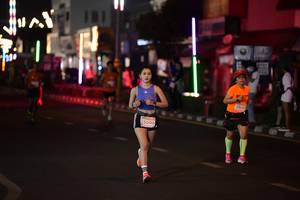 BIB: 23000
                            <button type="button" onclick="openModal(14013283)" class="btn btn-primary btn-sm float-right btn-popup" data-toggle="modal" data-target=".modal-high-quality">
                        <i class="fas fa-shopping-cart"></i> Add to Cart
                    </button>
                                            <button type="button" onclick="isThisMe(14013283, true)" class="btn btn-success btn-sm float-right btn-popup btn-isme hidden" data-toggle="tooltip" data-placement="bottom" title="นี่คือรูปของคุณใช่ไหม คลิกที่นี่เพื่อเอาเข้าอัลบั้ม">
                        <i class="fas fa-plus"></i> Add to album
                    </button>
                    <button type="button" onclick="isThisMe(14013283, false)" class="btn btn-warning btn-sm float-right btn-popup btn-isnotme hidden">
                        <i class="fas fa-ban"></i> Remove from album
                    </button>