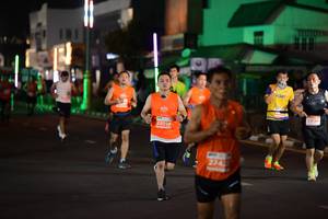 BIB: 23196, 22096, 274
                            <button type="button" onclick="openModal(14040719)" class="btn btn-primary btn-sm float-right btn-popup" data-toggle="modal" data-target=".modal-high-quality">
                        <i class="fas fa-shopping-cart"></i> Add to Cart
                    </button>
                                            <button type="button" onclick="isThisMe(14040719, true)" class="btn btn-success btn-sm float-right btn-popup btn-isme hidden" data-toggle="tooltip" data-placement="bottom" title="นี่คือรูปของคุณใช่ไหม คลิกที่นี่เพื่อเอาเข้าอัลบั้ม">
                        <i class="fas fa-plus"></i> Add to album
                    </button>
                    <button type="button" onclick="isThisMe(14040719, false)" class="btn btn-warning btn-sm float-right btn-popup btn-isnotme hidden">
                        <i class="fas fa-ban"></i> Remove from album
                    </button>