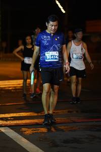 BIB: 42195, 414, 7170
                            <button type="button" onclick="openModal(14962301)" class="btn btn-primary btn-sm float-right btn-popup" data-toggle="modal" data-target=".modal-high-quality">
                        <i class="fas fa-shopping-cart"></i> Add to Cart
                    </button>
                                            <button type="button" onclick="isThisMe(14962301, true)" class="btn btn-success btn-sm float-right btn-popup btn-isme hidden" data-toggle="tooltip" data-placement="bottom" title="นี่คือรูปของคุณใช่ไหม คลิกที่นี่เพื่อเอาเข้าอัลบั้ม">
                        <i class="fas fa-plus"></i> Add to album
                    </button>
                    <button type="button" onclick="isThisMe(14962301, false)" class="btn btn-warning btn-sm float-right btn-popup btn-isnotme hidden">
                        <i class="fas fa-ban"></i> Remove from album
                    </button>