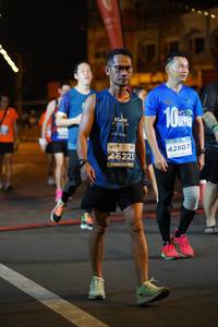 BIB: 42807, 46223
                            <button type="button" onclick="openModal(14725119)" class="btn btn-primary btn-sm float-right btn-popup" data-toggle="modal" data-target=".modal-high-quality">
                        <i class="fas fa-shopping-cart"></i> Add to Cart
                    </button>
                                            <button type="button" onclick="isThisMe(14725119, true)" class="btn btn-success btn-sm float-right btn-popup btn-isme hidden" data-toggle="tooltip" data-placement="bottom" title="นี่คือรูปของคุณใช่ไหม คลิกที่นี่เพื่อเอาเข้าอัลบั้ม">
                        <i class="fas fa-plus"></i> Add to album
                    </button>
                    <button type="button" onclick="isThisMe(14725119, false)" class="btn btn-warning btn-sm float-right btn-popup btn-isnotme hidden">
                        <i class="fas fa-ban"></i> Remove from album
                    </button>