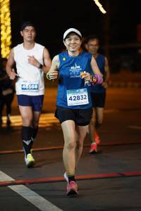 BIB: 46568, 42832
                            <button type="button" onclick="openModal(14972747)" class="btn btn-primary btn-sm float-right btn-popup" data-toggle="modal" data-target=".modal-high-quality">
                        <i class="fas fa-shopping-cart"></i> Add to Cart
                    </button>
                                            <button type="button" onclick="isThisMe(14972747, true)" class="btn btn-success btn-sm float-right btn-popup btn-isme hidden" data-toggle="tooltip" data-placement="bottom" title="นี่คือรูปของคุณใช่ไหม คลิกที่นี่เพื่อเอาเข้าอัลบั้ม">
                        <i class="fas fa-plus"></i> Add to album
                    </button>
                    <button type="button" onclick="isThisMe(14972747, false)" class="btn btn-warning btn-sm float-right btn-popup btn-isnotme hidden">
                        <i class="fas fa-ban"></i> Remove from album
                    </button>