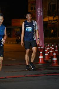 BIB: 42491
                            <button type="button" onclick="openModal(14731197)" class="btn btn-primary btn-sm float-right btn-popup" data-toggle="modal" data-target=".modal-high-quality">
                        <i class="fas fa-shopping-cart"></i> Add to Cart
                    </button>
                                            <button type="button" onclick="isThisMe(14731197, true)" class="btn btn-success btn-sm float-right btn-popup btn-isme hidden" data-toggle="tooltip" data-placement="bottom" title="นี่คือรูปของคุณใช่ไหม คลิกที่นี่เพื่อเอาเข้าอัลบั้ม">
                        <i class="fas fa-plus"></i> Add to album
                    </button>
                    <button type="button" onclick="isThisMe(14731197, false)" class="btn btn-warning btn-sm float-right btn-popup btn-isnotme hidden">
                        <i class="fas fa-ban"></i> Remove from album
                    </button>