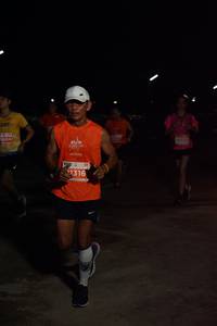 BIB: 1316
                            <button type="button" onclick="openModal(13900995)" class="btn btn-primary btn-sm float-right btn-popup" data-toggle="modal" data-target=".modal-high-quality">
                        <i class="fas fa-shopping-cart"></i> Add to Cart
                    </button>
                                            <button type="button" onclick="isThisMe(13900995, true)" class="btn btn-success btn-sm float-right btn-popup btn-isme hidden" data-toggle="tooltip" data-placement="bottom" title="นี่คือรูปของคุณใช่ไหม คลิกที่นี่เพื่อเอาเข้าอัลบั้ม">
                        <i class="fas fa-plus"></i> Add to album
                    </button>
                    <button type="button" onclick="isThisMe(13900995, false)" class="btn btn-warning btn-sm float-right btn-popup btn-isnotme hidden">
                        <i class="fas fa-ban"></i> Remove from album
                    </button>