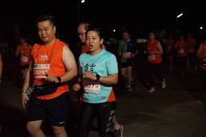 BIB: 20095, 23279
                            <button type="button" onclick="openModal(13924072)" class="btn btn-primary btn-sm float-right btn-popup" data-toggle="modal" data-target=".modal-high-quality">
                        <i class="fas fa-shopping-cart"></i> Add to Cart
                    </button>
                                            <button type="button" onclick="isThisMe(13924072, true)" class="btn btn-success btn-sm float-right btn-popup btn-isme hidden" data-toggle="tooltip" data-placement="bottom" title="นี่คือรูปของคุณใช่ไหม คลิกที่นี่เพื่อเอาเข้าอัลบั้ม">
                        <i class="fas fa-plus"></i> Add to album
                    </button>
                    <button type="button" onclick="isThisMe(13924072, false)" class="btn btn-warning btn-sm float-right btn-popup btn-isnotme hidden">
                        <i class="fas fa-ban"></i> Remove from album
                    </button>