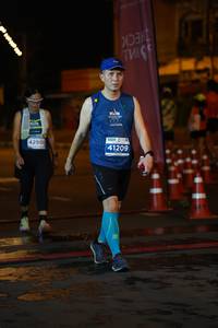 BIB: 4290, 41209
                            <button type="button" onclick="openModal(14875081)" class="btn btn-primary btn-sm float-right btn-popup" data-toggle="modal" data-target=".modal-high-quality">
                        <i class="fas fa-shopping-cart"></i> Add to Cart
                    </button>
                                            <button type="button" onclick="isThisMe(14875081, true)" class="btn btn-success btn-sm float-right btn-popup btn-isme hidden" data-toggle="tooltip" data-placement="bottom" title="นี่คือรูปของคุณใช่ไหม คลิกที่นี่เพื่อเอาเข้าอัลบั้ม">
                        <i class="fas fa-plus"></i> Add to album
                    </button>
                    <button type="button" onclick="isThisMe(14875081, false)" class="btn btn-warning btn-sm float-right btn-popup btn-isnotme hidden">
                        <i class="fas fa-ban"></i> Remove from album
                    </button>