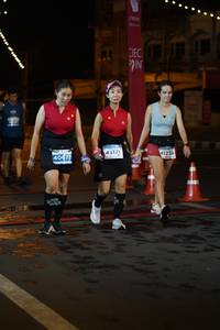 BIB: 4317, 43235, 40677
                            <button type="button" onclick="openModal(14849156)" class="btn btn-primary btn-sm float-right btn-popup" data-toggle="modal" data-target=".modal-high-quality">
                        <i class="fas fa-shopping-cart"></i> Add to Cart
                    </button>
                                            <button type="button" onclick="isThisMe(14849156, true)" class="btn btn-success btn-sm float-right btn-popup btn-isme hidden" data-toggle="tooltip" data-placement="bottom" title="นี่คือรูปของคุณใช่ไหม คลิกที่นี่เพื่อเอาเข้าอัลบั้ม">
                        <i class="fas fa-plus"></i> Add to album
                    </button>
                    <button type="button" onclick="isThisMe(14849156, false)" class="btn btn-warning btn-sm float-right btn-popup btn-isnotme hidden">
                        <i class="fas fa-ban"></i> Remove from album
                    </button>